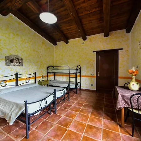 Valle Tezze مزرعة للإقامة كاشا